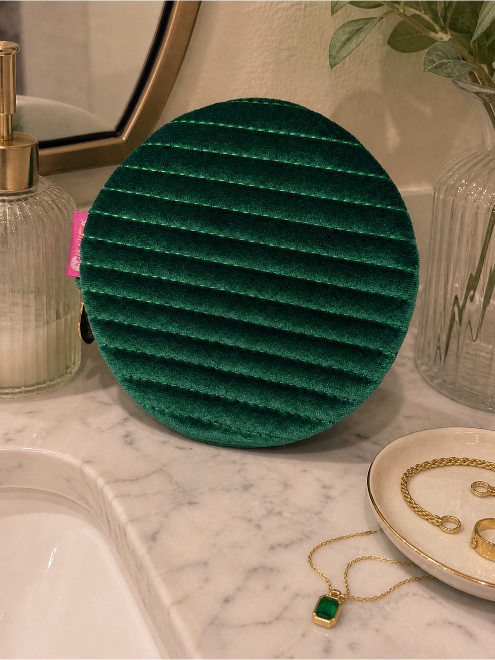 Mi Amica Small Round Emerald Green Crushed Velvet Travel Jewelry Organizer